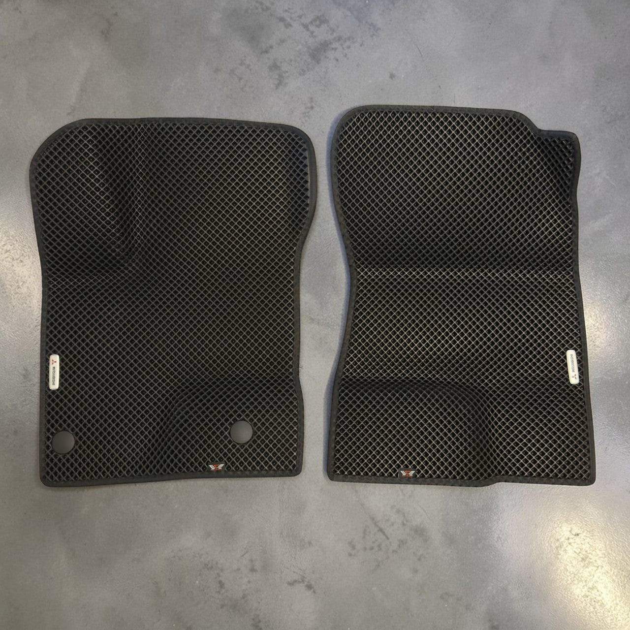 Front EVA car mats Mitsubishi Outlander PHEV 2022-2025 black on black driver passenger floor liners
