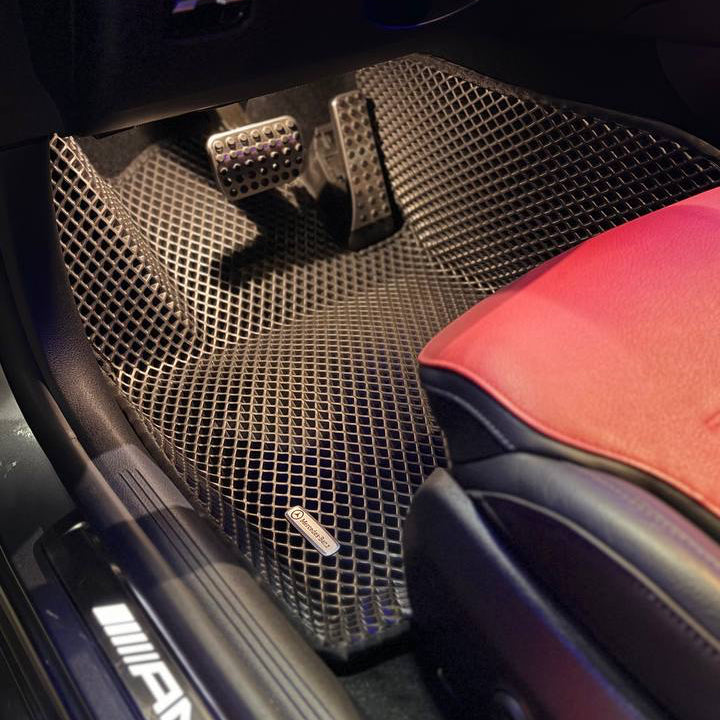 Car Mats FULL SET Mercedes-Benz C-Class / AMG C43 (2022–2025)