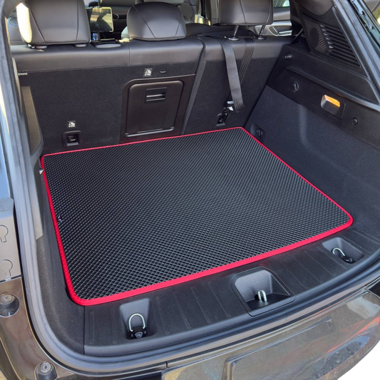 Custom EVA cargo liner for Dodge Hornet 2023–2025, black trunk mat with red edging, durable all-weather trunk protection